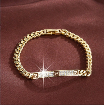 Handmade Gold Letter Bracelet For Women In Simple Style With Zinc Alloy And Zircon Inlay Featuring Handmade Chain