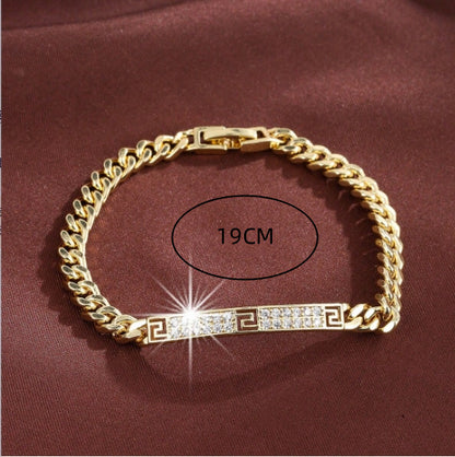 Handmade Gold Letter Bracelet For Women In Simple Style With Zinc Alloy And Zircon Inlay Featuring Handmade Chain