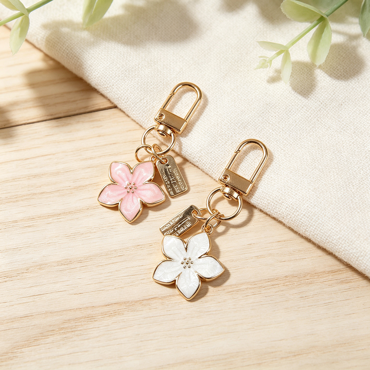 Llaveros De Flores Artesanales En Aleación Con Patrón Floral, Estilo Moderno Y Diseño Elegante Para Colgar