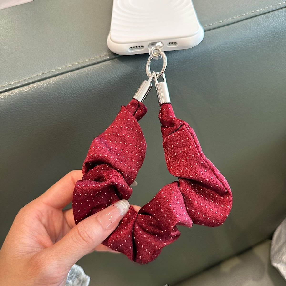 Botón Metálico Artesanal Con Soga En Patrón De Lunares Para Señora, Cadena De Telefonía Móvil En Vino Rojo
