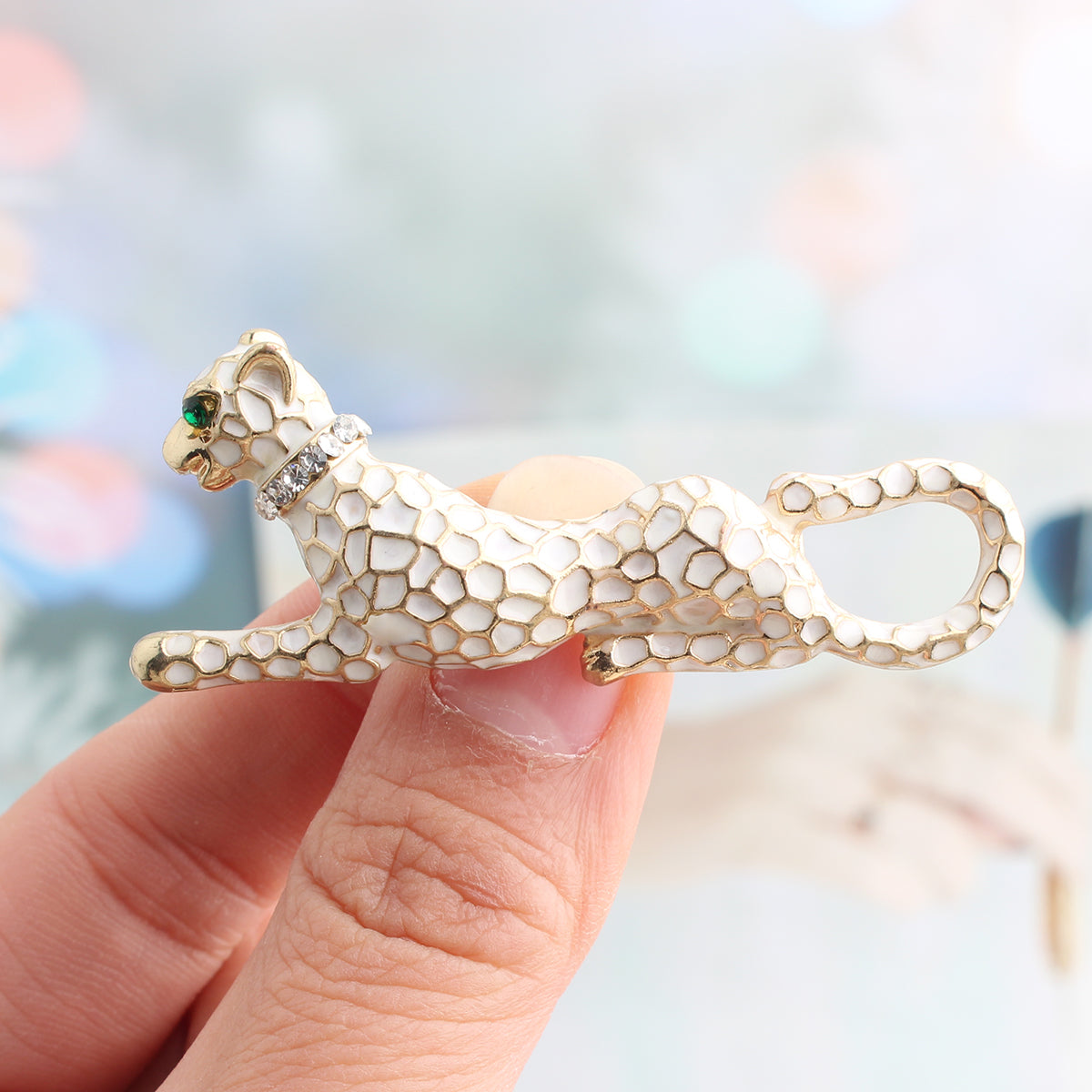 Pin De Aleación De Zinc Con Diseño De Animal Y Detalles En Diamantes De Imitación, Ideal Para Víspera De Todos Los Santos