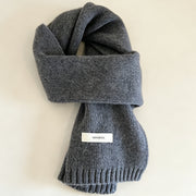 Bufanda gris oscuro