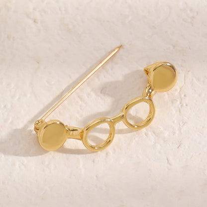 Pin De Cobre Con Diseño De Lentes En Color Blanco, Elaborado Con Técnica Ahuecar