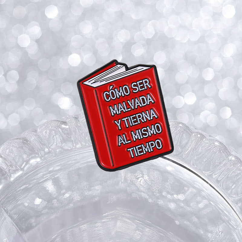 Insignia De Aleación Con Estampado Multicolor De Dibujos Animados, Diseñada Como Pin Para Libros