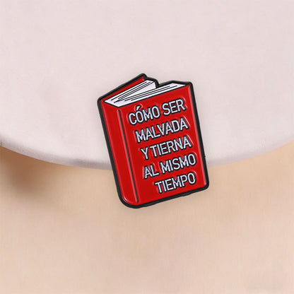 Insignia De Aleación Con Estampado Multicolor De Dibujos Animados, Diseñada Como Pin Para Libros