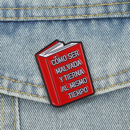 Insignia De Aleación Con Estampado Multicolor De Dibujos Animados, Diseñada Como Pin Para Libros