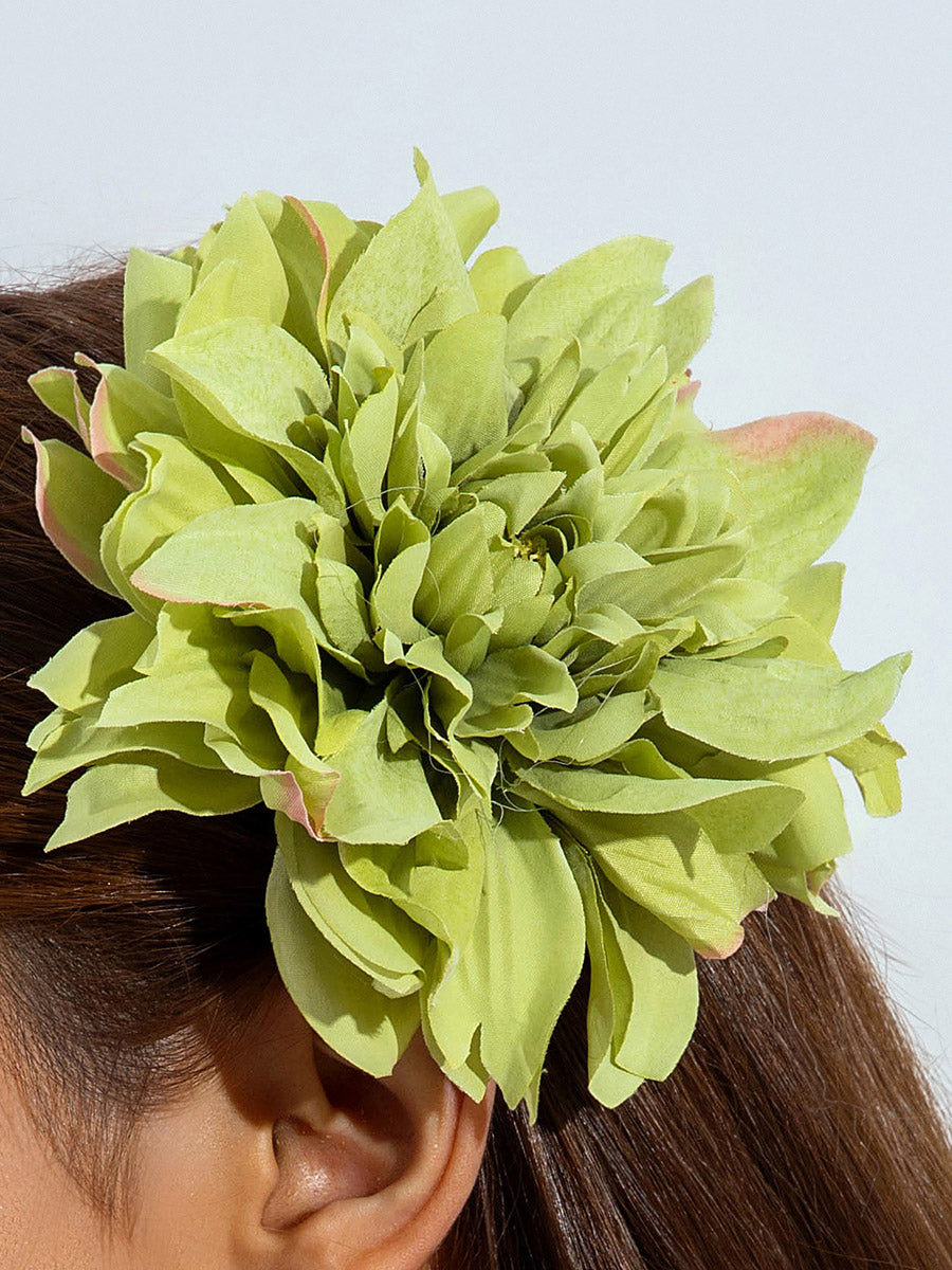 Three-Dimensional Flower Hair Clips