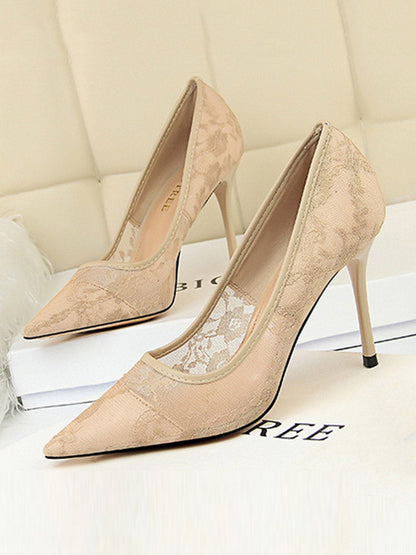 Flower Print Hollow Pointed-Toe Split-Joint Pumps
