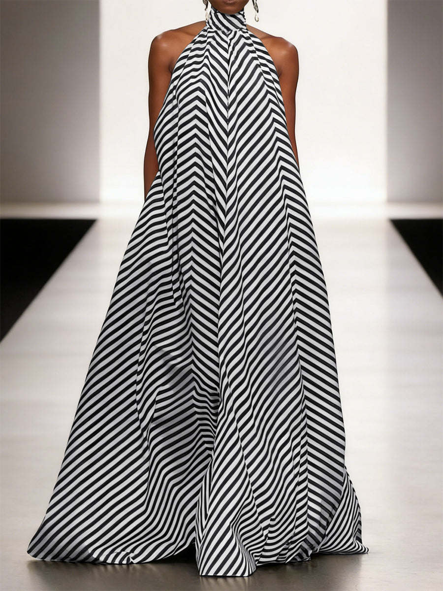 A-Line Loose Backless Contrast Color Elasticity Pockets Halter-Neck Maxi Dresses