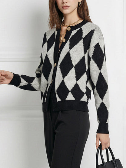 Long Sleeves Buttoned Plaid Round-Neck Cardigan Tops
