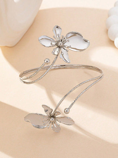Adjustable Flower Shape Hollow Armlet Accessories