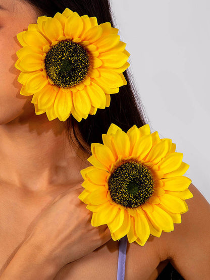 Flower Shape Drop Earrings