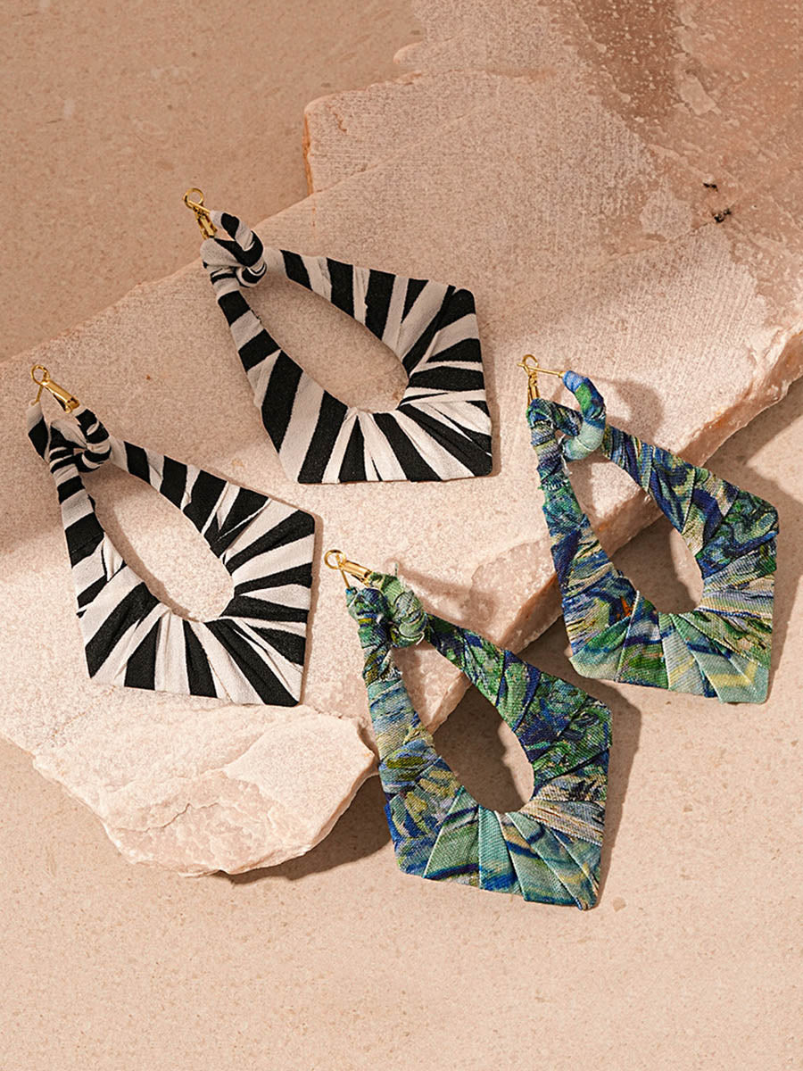 Contrast Color Geometric Drop Earrings