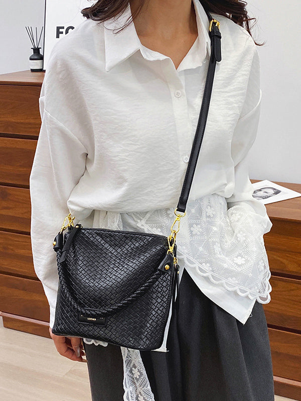 Split-Joint Woven Zipper Bags