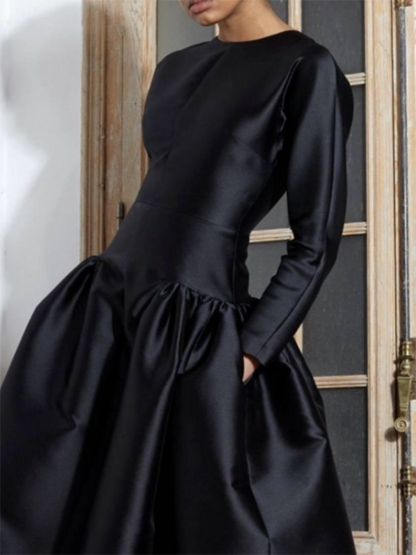 Long Sleeves Solid Color Round-Neck Midi Dresses