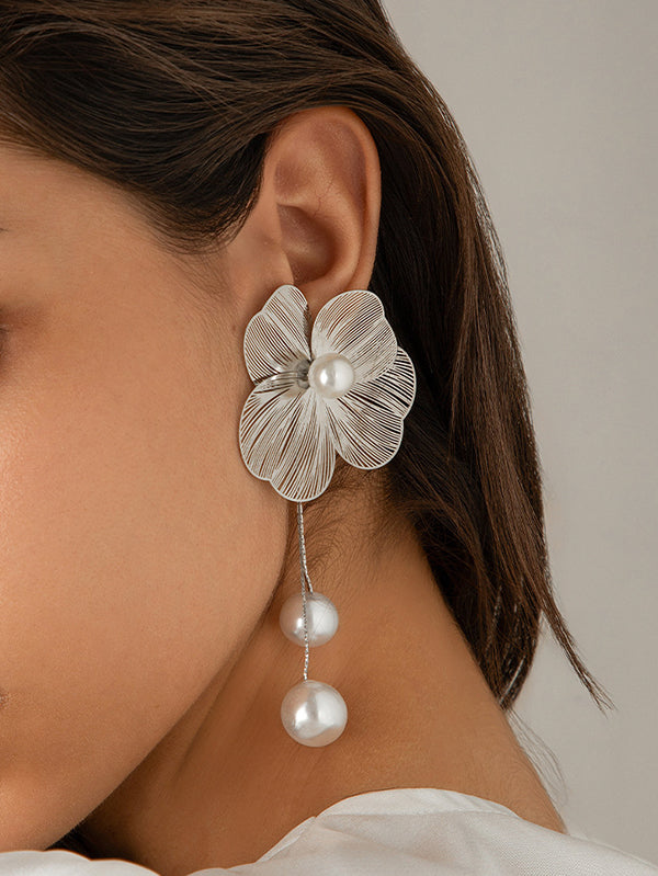 Flower Shape Tasseled Drop Earrings