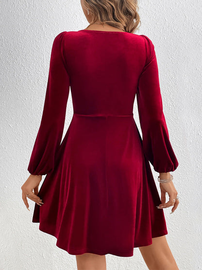 A-Line High Waisted Knot Pleated Solid Color Split-Joint Velvet Deep V-Neck Mini Dresses