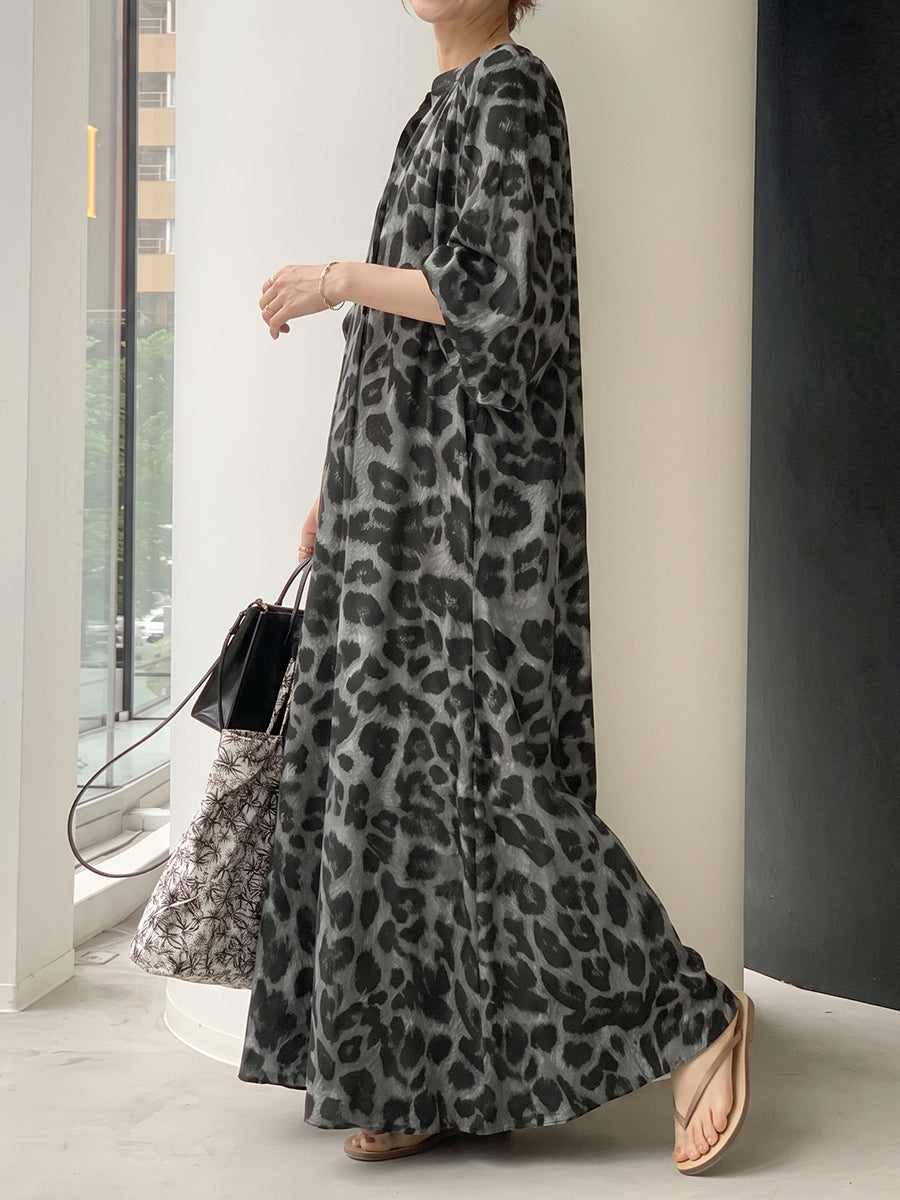 Half Sleeves Loose Contrast Color Leopard Pleated V-Neck Maxi Dresses