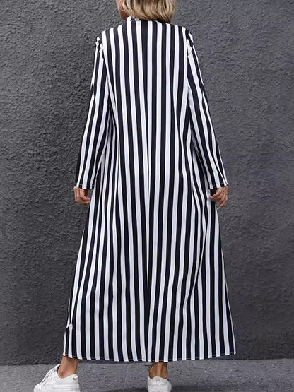 A-Line Long Sleeves Contrast Color Pleated Striped V-Neck Maxi Dresses
