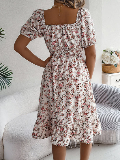 A-Line Short Sleeves Contrast Color Elasticity Flower Print Ruffle Trim Split-Joint Square-Neck Midi Dresses