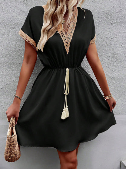 A-Line Elasticated Waist Contrast Color Drawstring Hollow Split-Joint Tasseled Tied V-Neck Mini Dresses