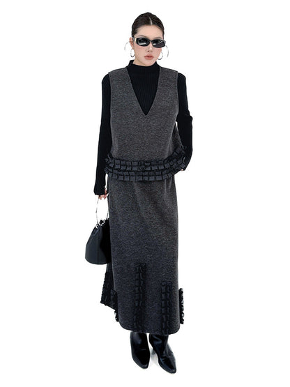 Contrast Color Ruffled Split-Joint V-Neck Vest Top + Elasticated Waist High Waisted Pleated Skirts Bottoms Two Pieces Set