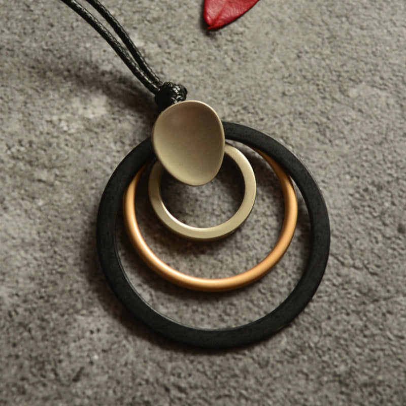Casual Accessories Multiple Circles Pendant Necklace