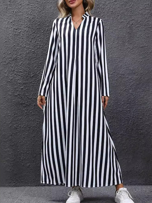A-Line Long Sleeves Contrast Color Pleated Striped V-Neck Maxi Dresses