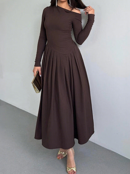 A-Line Bodycon Asymmetric Pleated Solid Color Split-Joint One-Shoulder Maxi Dresses