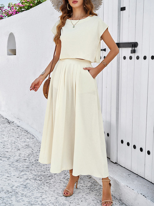 Loose Solid Color Round-Neck T-Shirt Top + Pleated Pockets A-Line Skirts Bottom Two Pieces Set