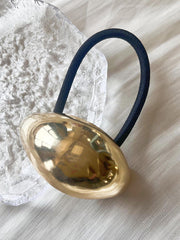 B GOLD