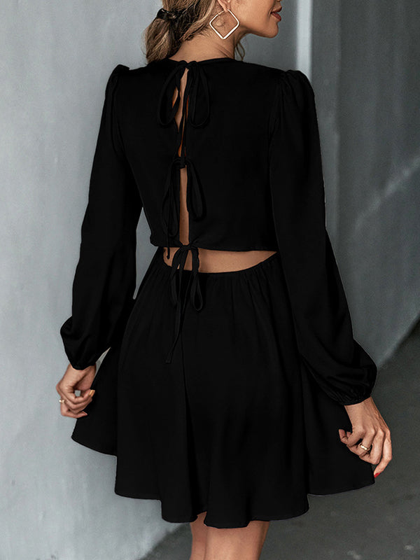 A-Line Bishop Sleeve Backless Elasticity Hollow Pleated Solid Color Tied Round-Neck Mini Dresses