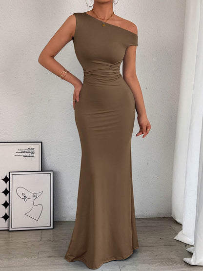 Bodycon High Waisted Asymmetric Pleated Solid Color Split-Side One-Shoulder Maxi Dresses