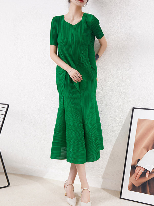 High Waisted Loose Pleated Solid Color Round-Neck Midi Dresses