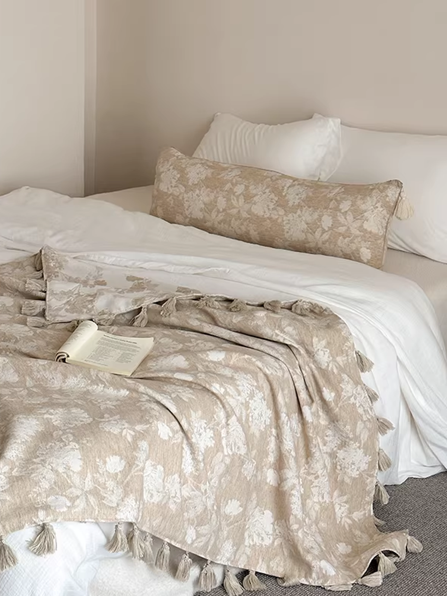 Retro Textured Cotton-Linen Tassel Floral Jacquard Blanket