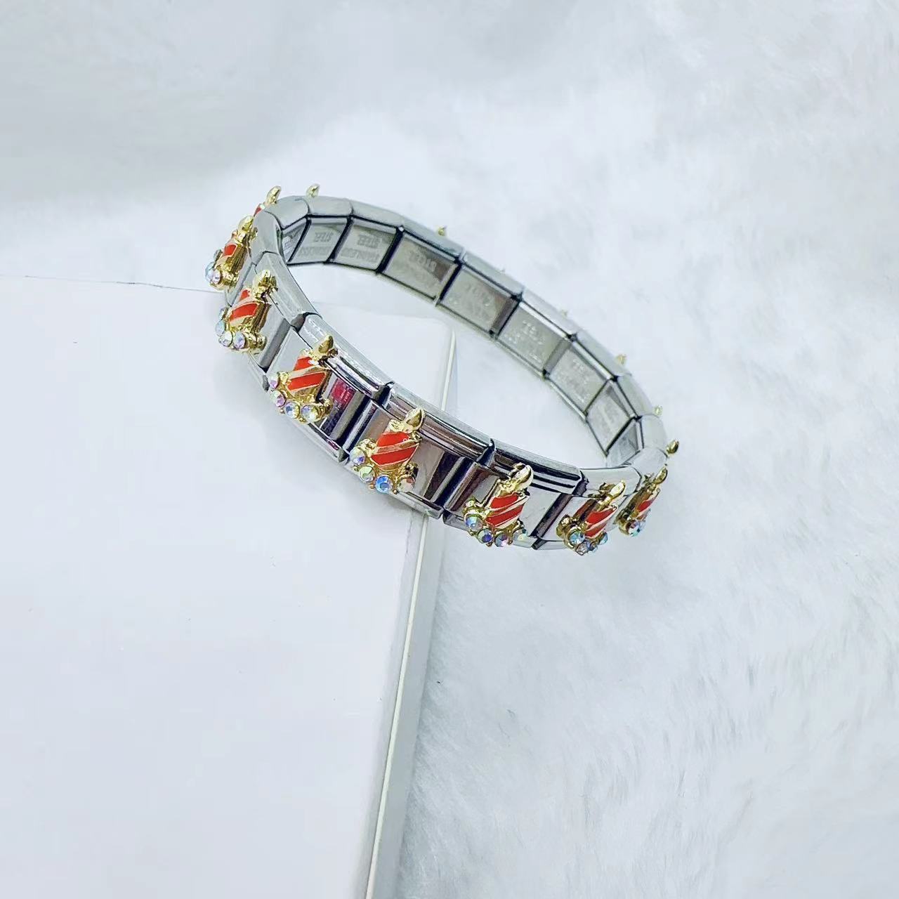 Simple Style Christmas Hat Santa Claus Christmas Socks 304 Stainless Steel Zircon Bracelets In Bulk Stainless Steel Bracelets