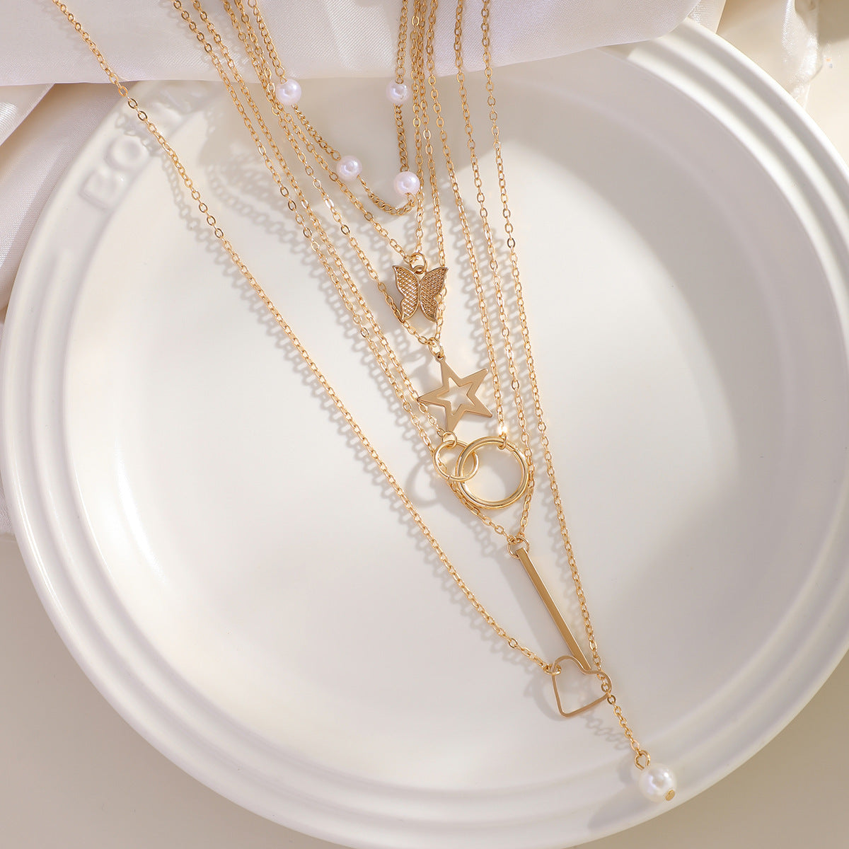 Jewelry Retro Star Heart Shape Arylic Alloy Copper Plating Pendant Necklace