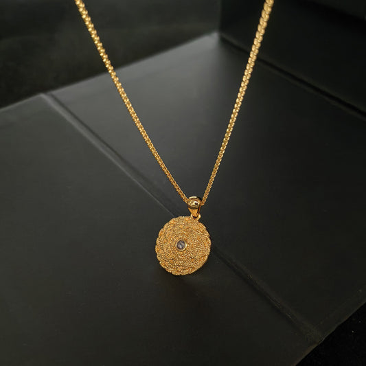 设计师新款金属风项链铜镀真金吊坠圆形简约镶钻高级拉丝女锁骨链