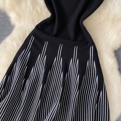 Women's Sheath Dress Elegant Round Neck Contrast Binding Sleeveless Stripe Above Knee Daily