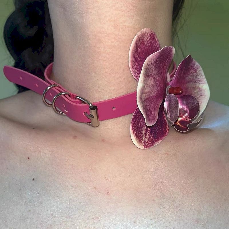 Sweet Simple Style Flower Pu Leather  Choker