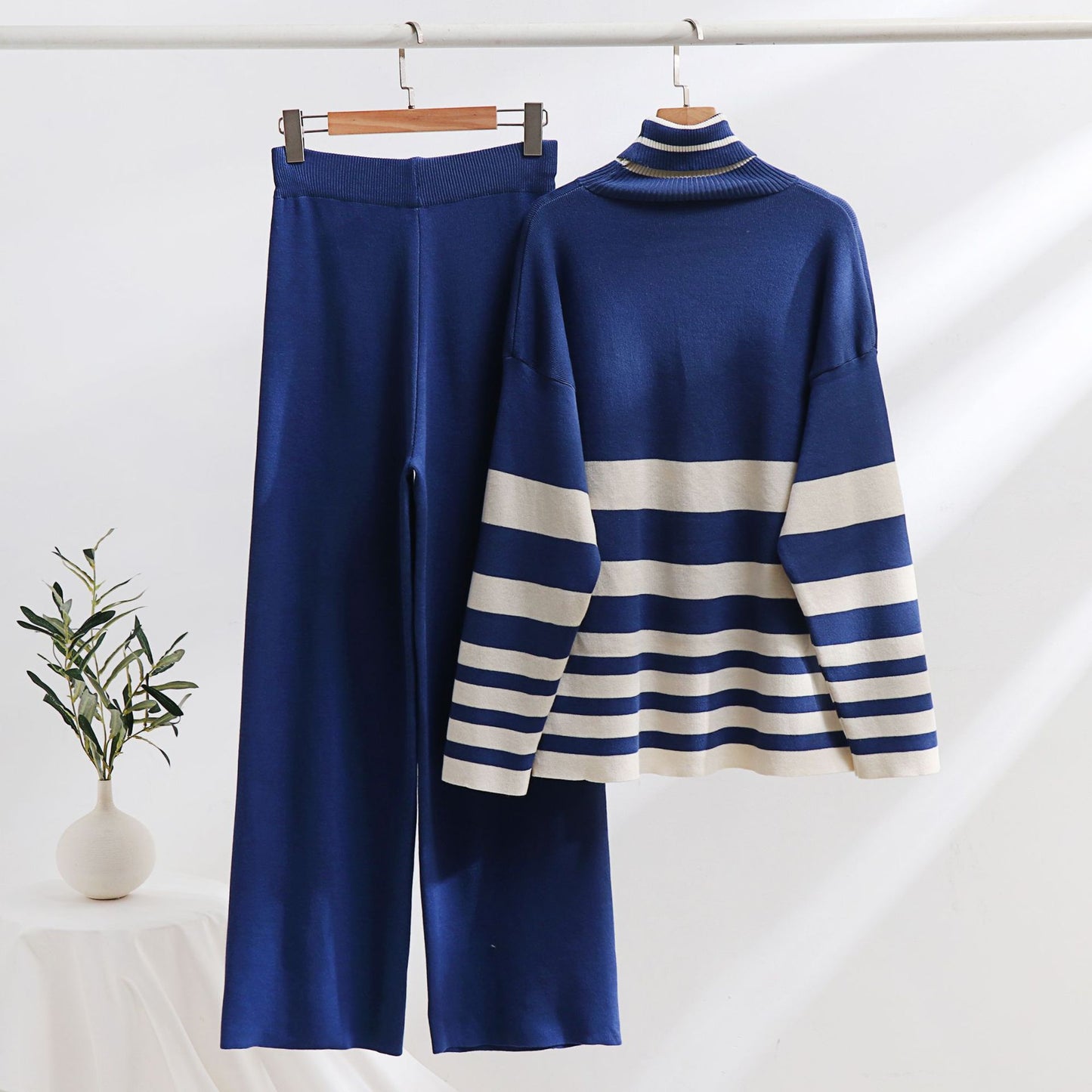 Holiday Women's Simple Style Color Block Mercerized Cotton Colored Cotton Pants Sets Pants Sets