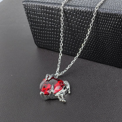 Minimal Heart Pendant Necklace
