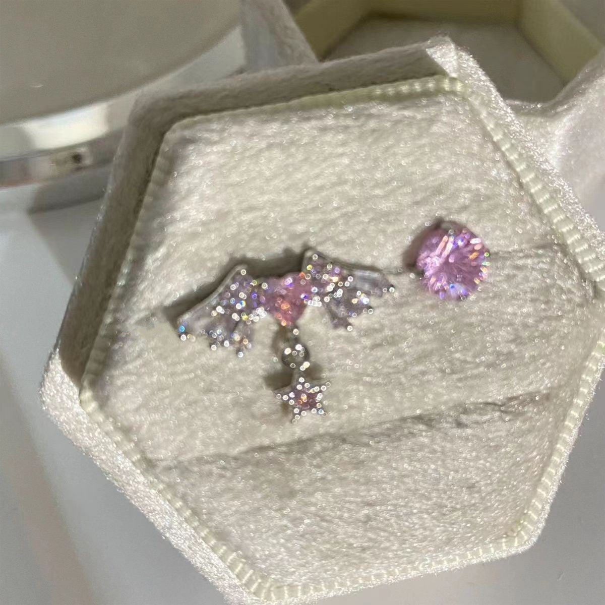 1 Piece 1 Pair Simple Style Shiny Round Heart Shape Wings Inlay Alloy Rhinestones Ear Studs