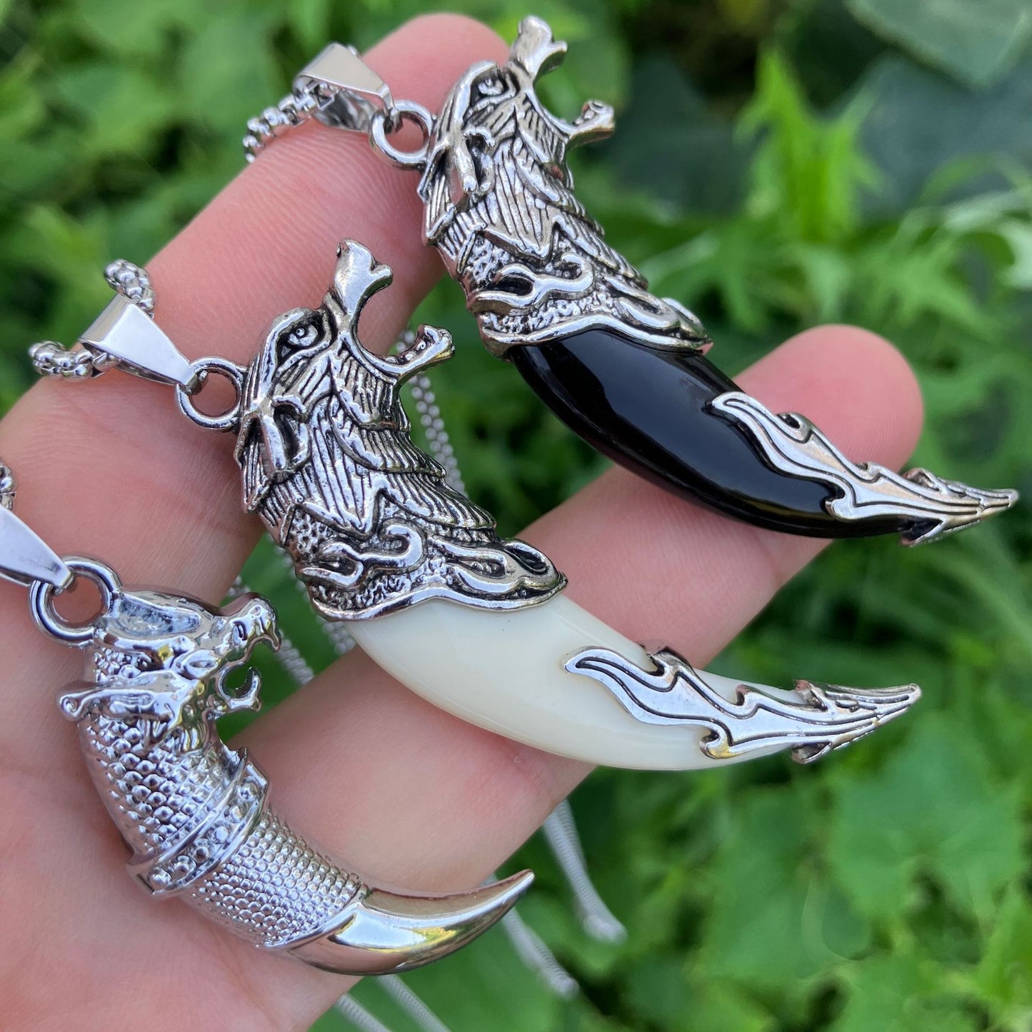 Jewelry Punk Streetwear Wolf Tooth 304 Stainless Steel Silica Gel Oval Pendant Necklace