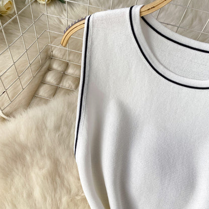 Women's Sheath Dress Elegant Round Neck Contrast Binding Sleeveless Stripe Above Knee Daily