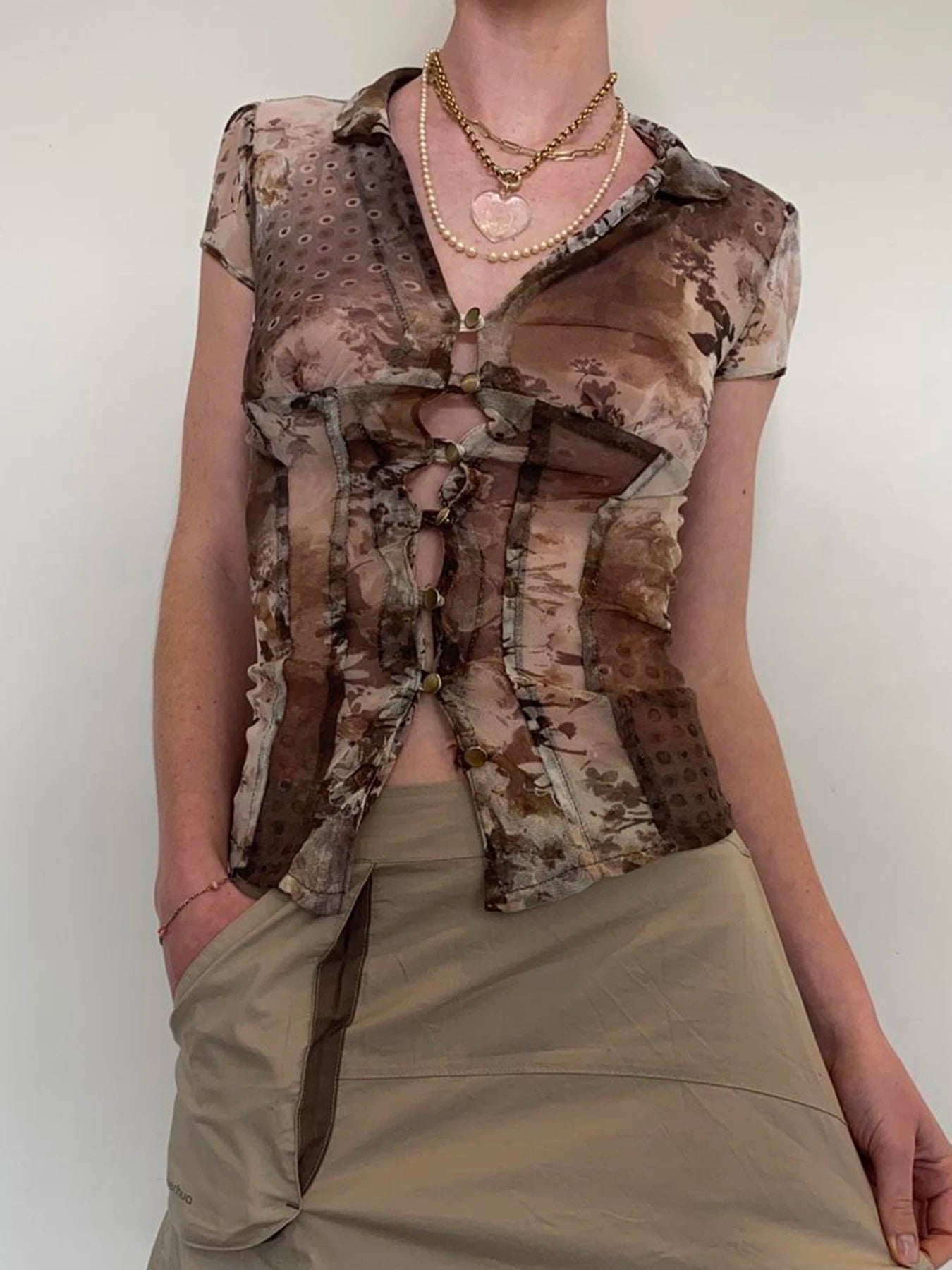 fashionRetro Floral Print Lapel Slim T-shirt Hollow Out Button Vintage Chic 90s Streetwear Tees Sexy Elastic Fashion Tops