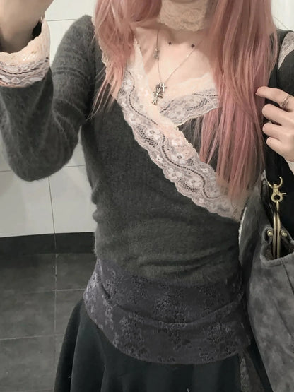 fashion V-neck Korean Aesthetic Slim Tops Lace Patchwork Floral Tee Shirts Hot Sweet Casual Fashion Chic Women's Outfits
