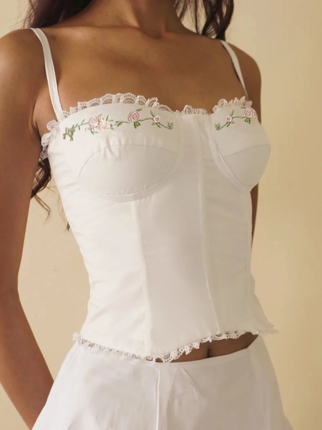 fashionFloral Embroidery Summer Camisole Backless Slim Sexy Hottie Casual Sleeveless Crop Tops Basic Streetwear Clothings