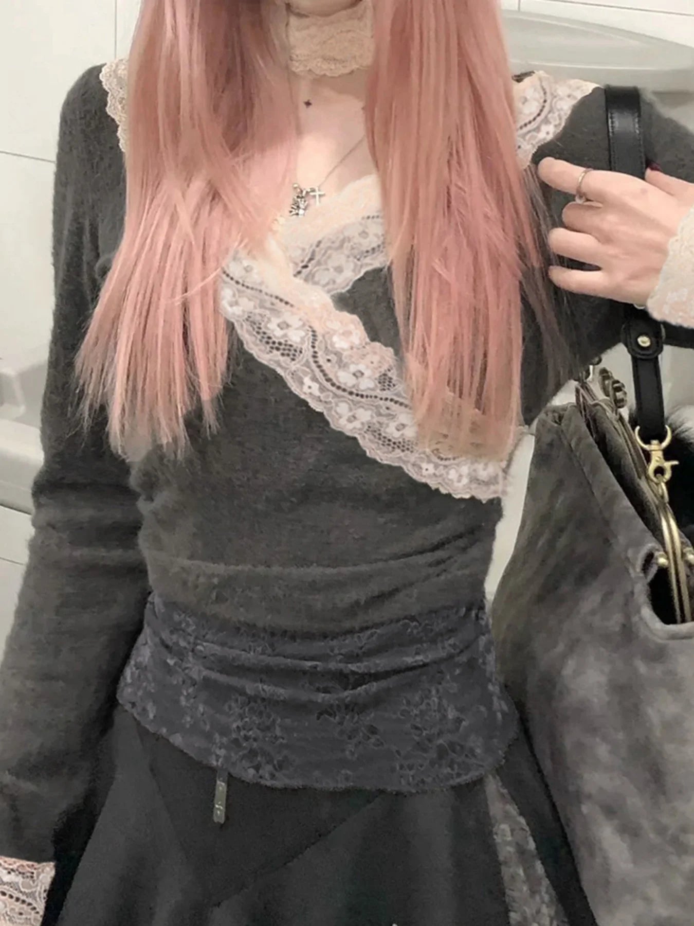 fashion V-neck Korean Aesthetic Slim Tops Lace Patchwork Floral Tee Shirts Hot Sweet Casual Fashion Chic Women's Outfits