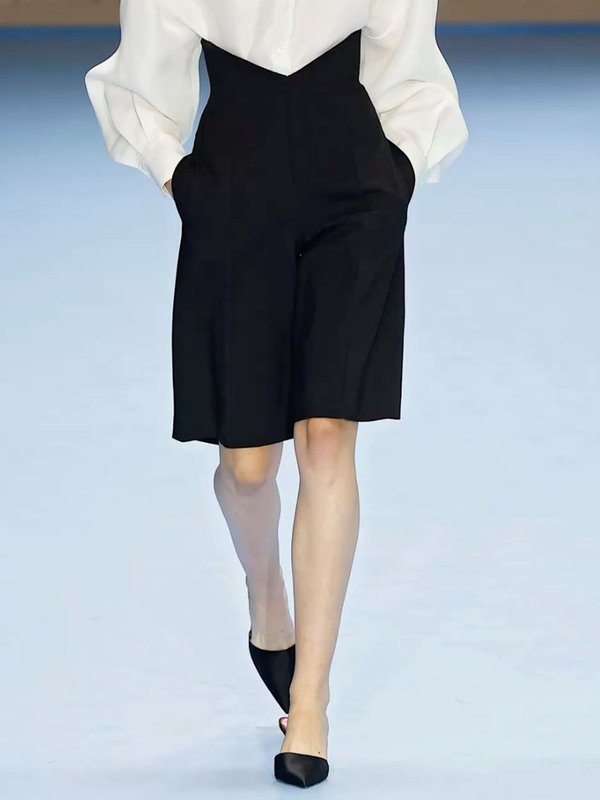 Loose Pockets Solid Color Shorts Bottoms